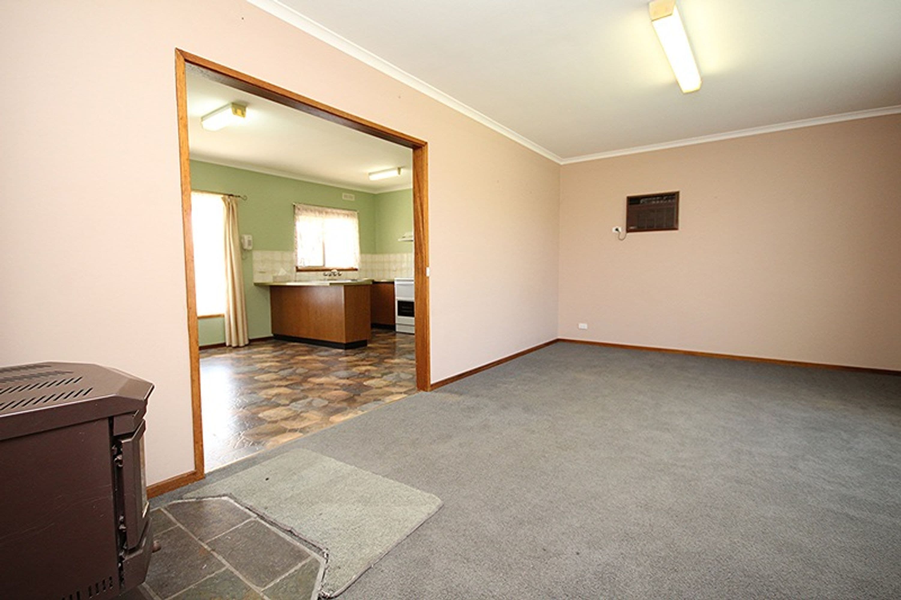 30 Leahy Street, Nhill VIC 3418, Nhill - Thumbnail 5