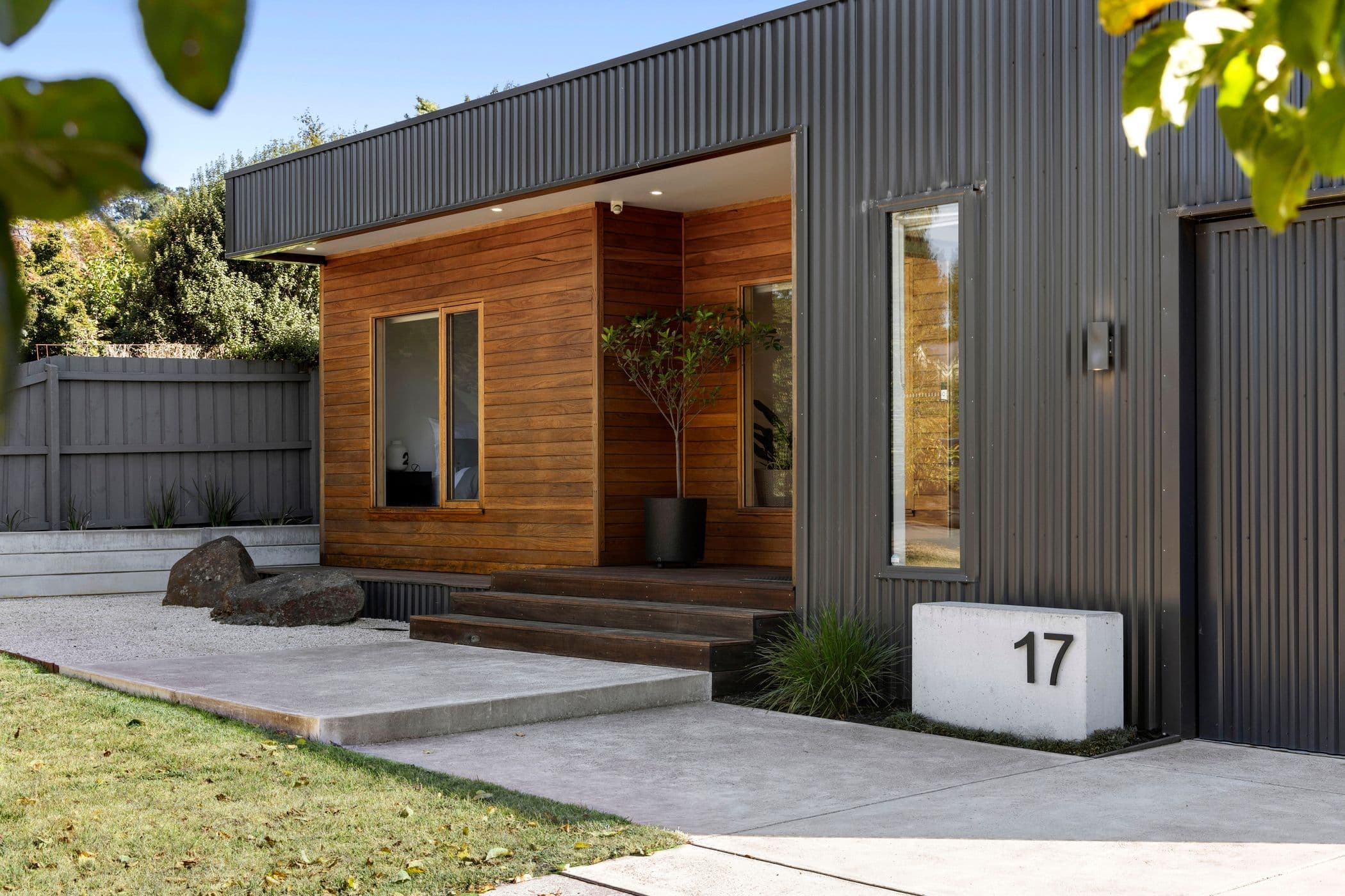 17 Brewster Street, Woodend VIC 3442, Woodend - Image 1