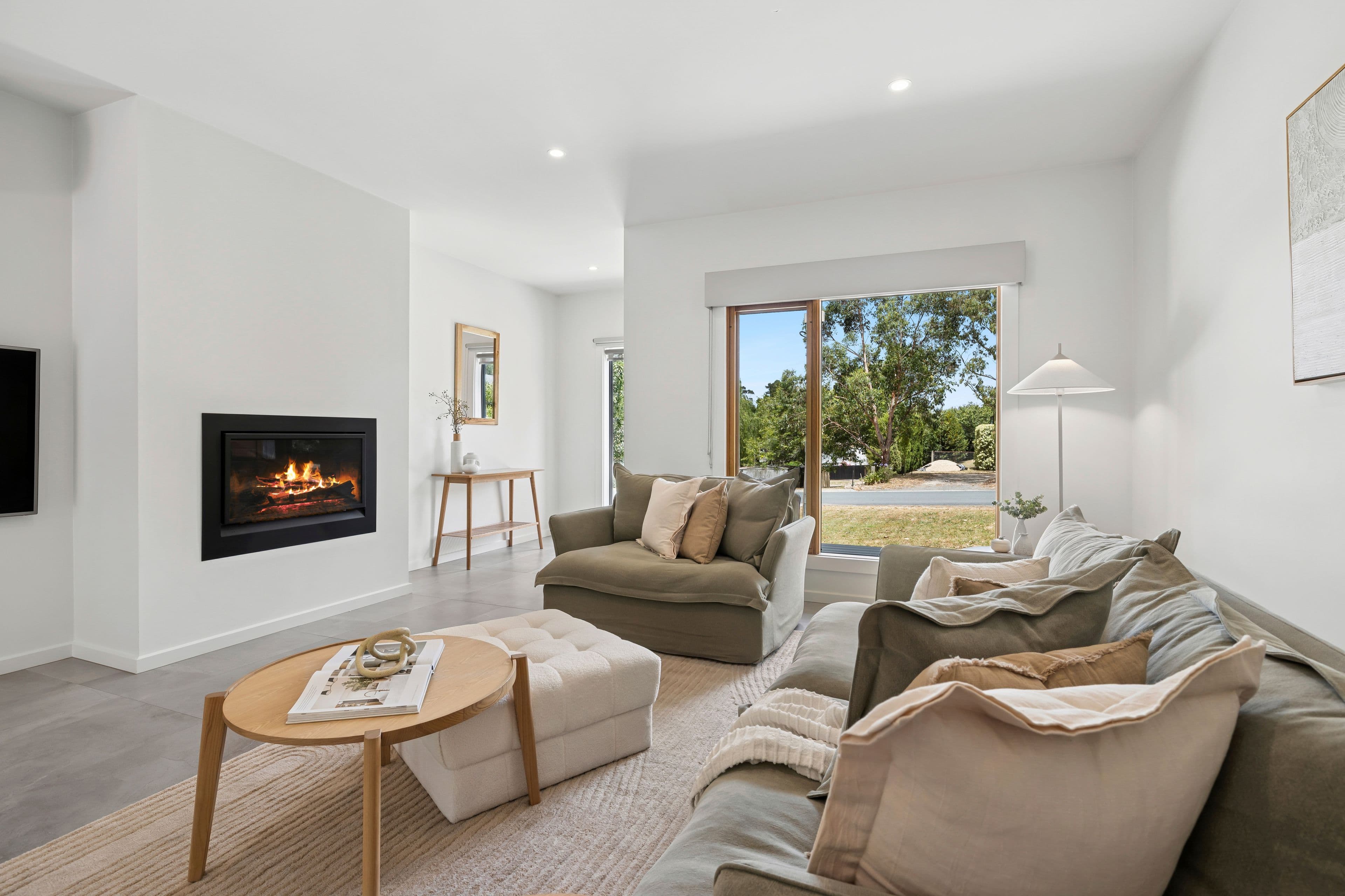 17 Brewster Street, Woodend VIC 3442, Woodend - Thumbnail 4