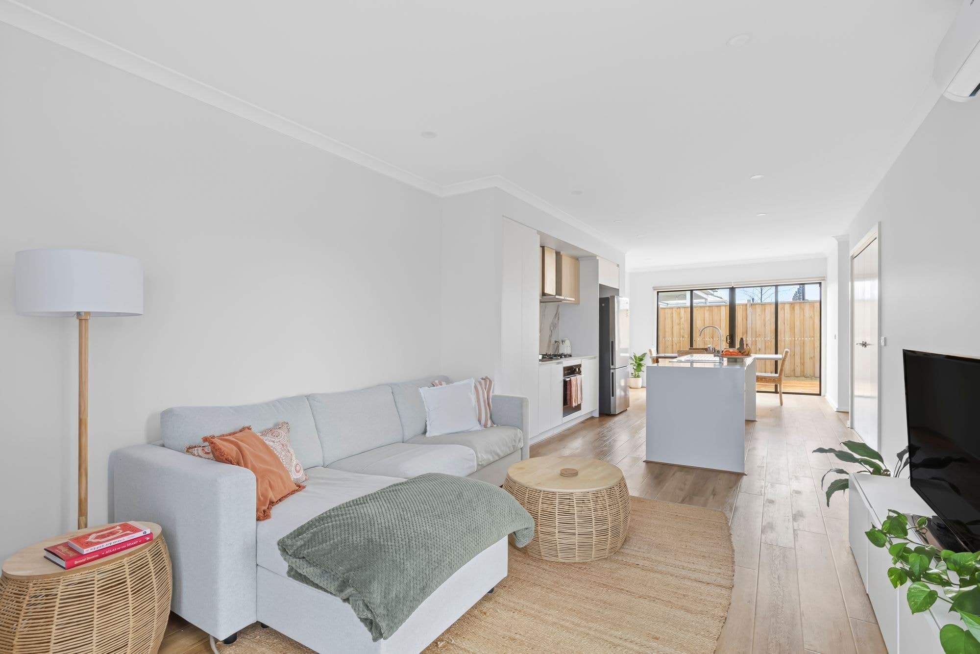 32 Holley Crescent,ARMSTRONG CREEK, Armstrong Creek - Thumbnail 4