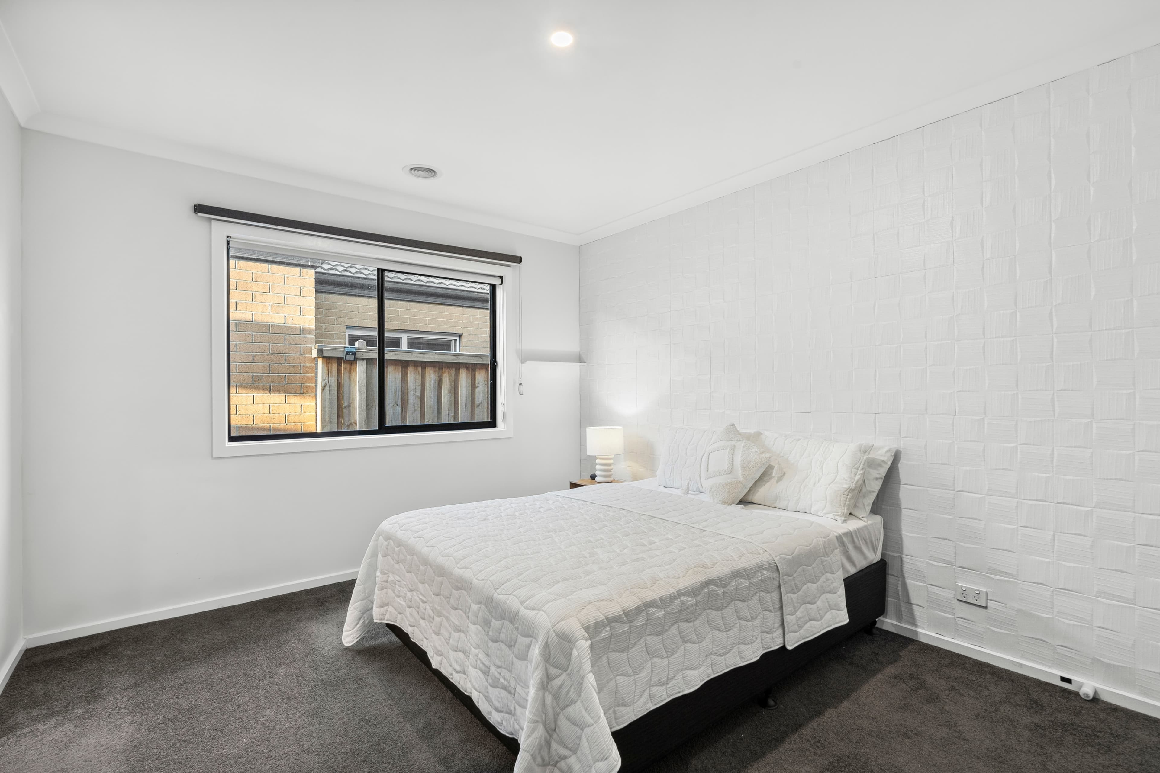 15 Parkes Avenue,CHARLEMONT, Charlemont - Thumbnail 7