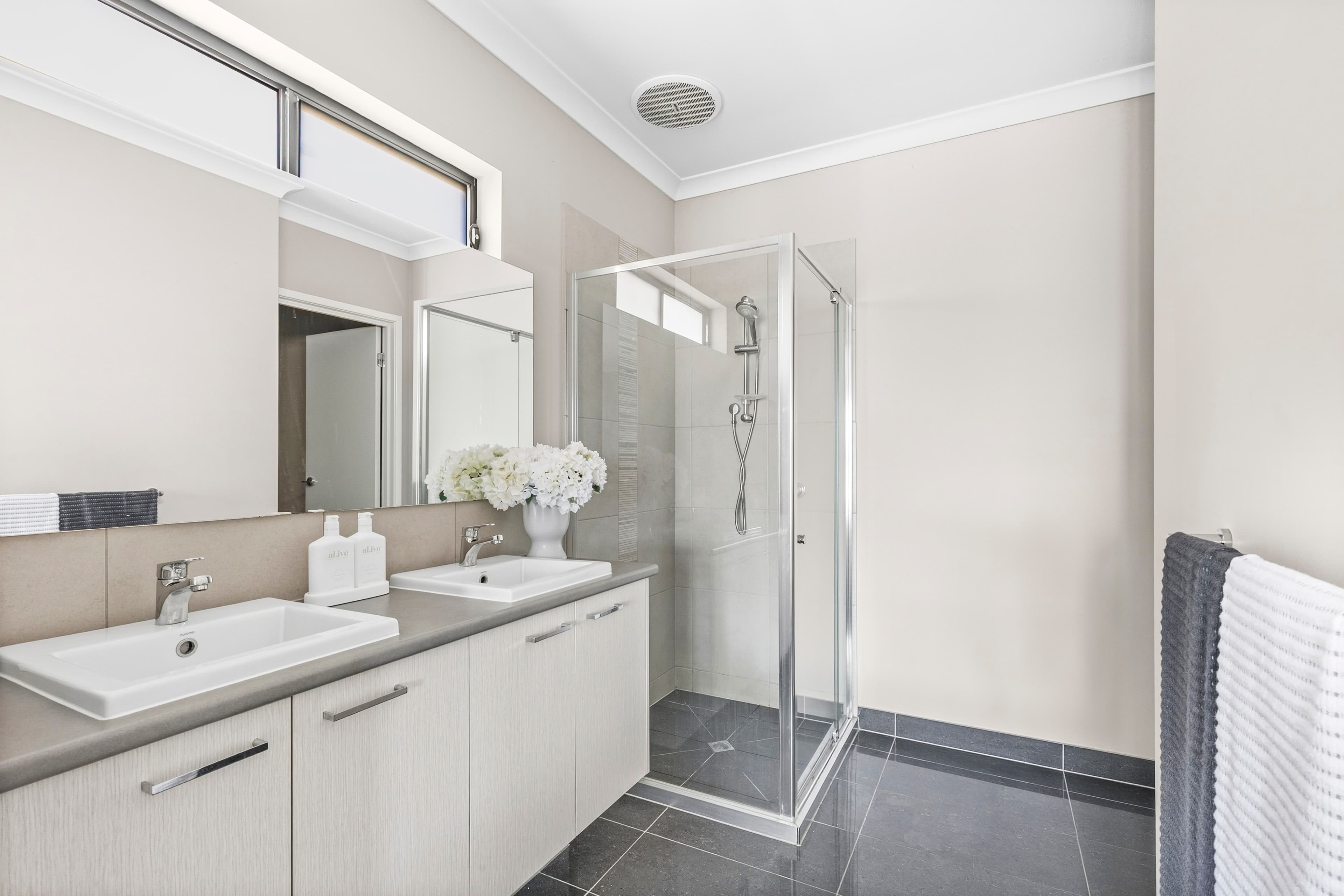 166 Warralily Boulevard,ARMSTRONG CREEK, Armstrong Creek - Thumbnail 8