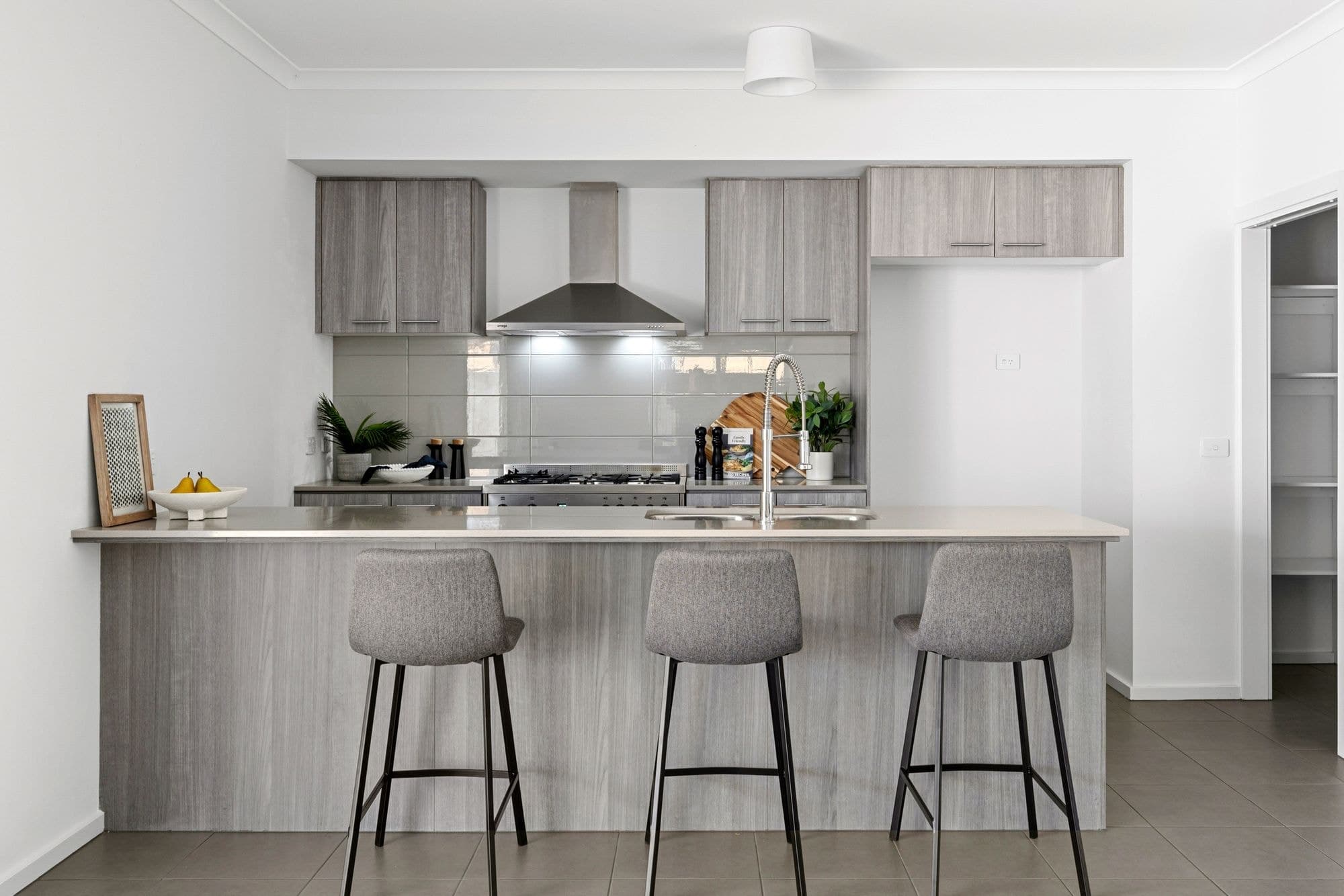 23 Conifer Street,ARMSTRONG CREEK, Armstrong Creek - Thumbnail 4