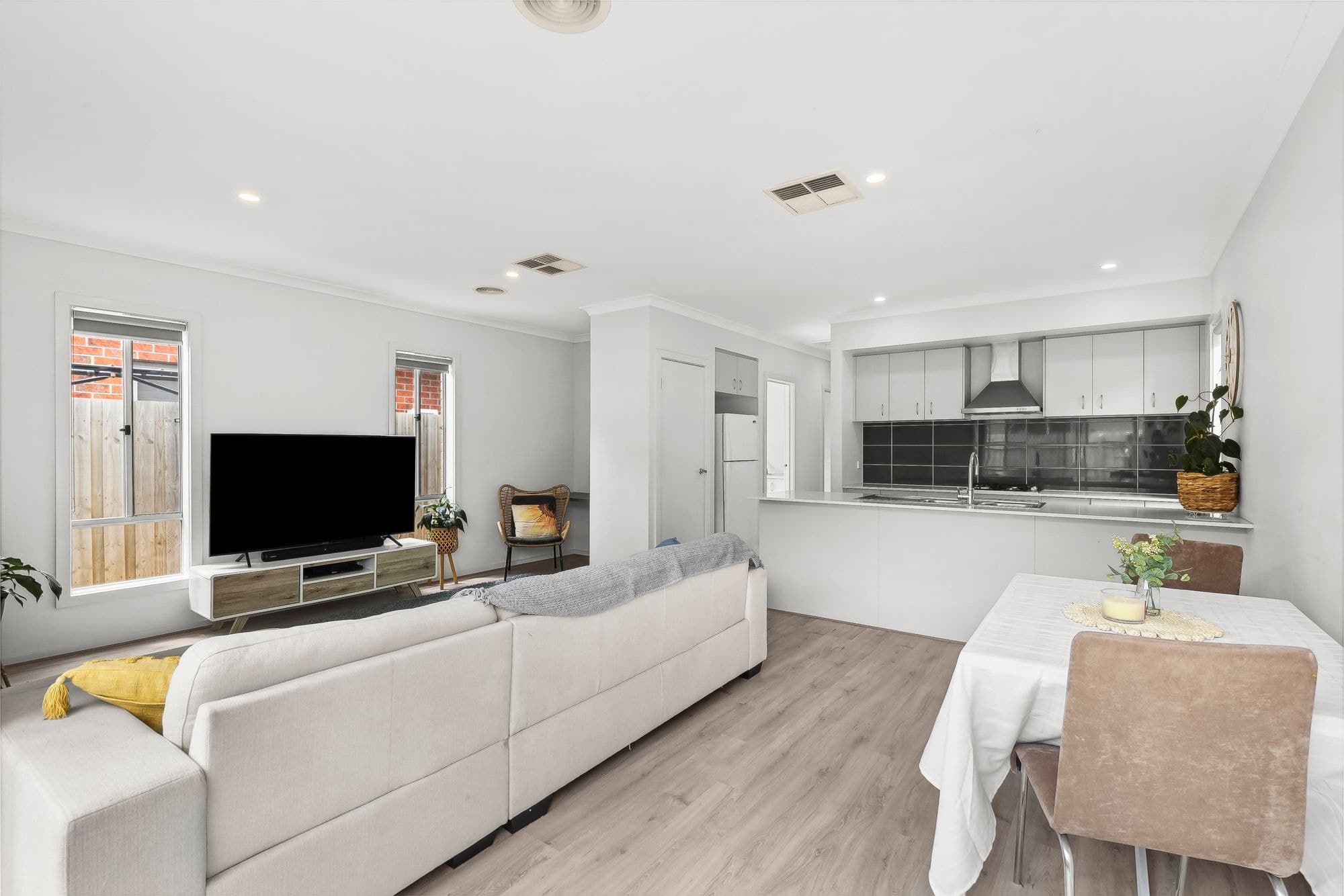 19 Flanagan Close,ARMSTRONG CREEK, Armstrong Creek - Thumbnail 3