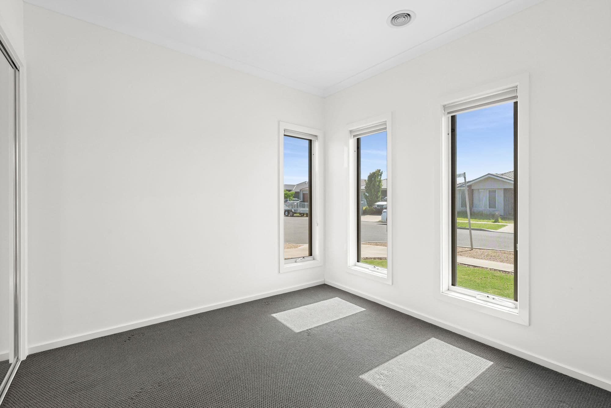 15 Falcon Street,ARMSTRONG CREEK, Armstrong Creek - Thumbnail 7