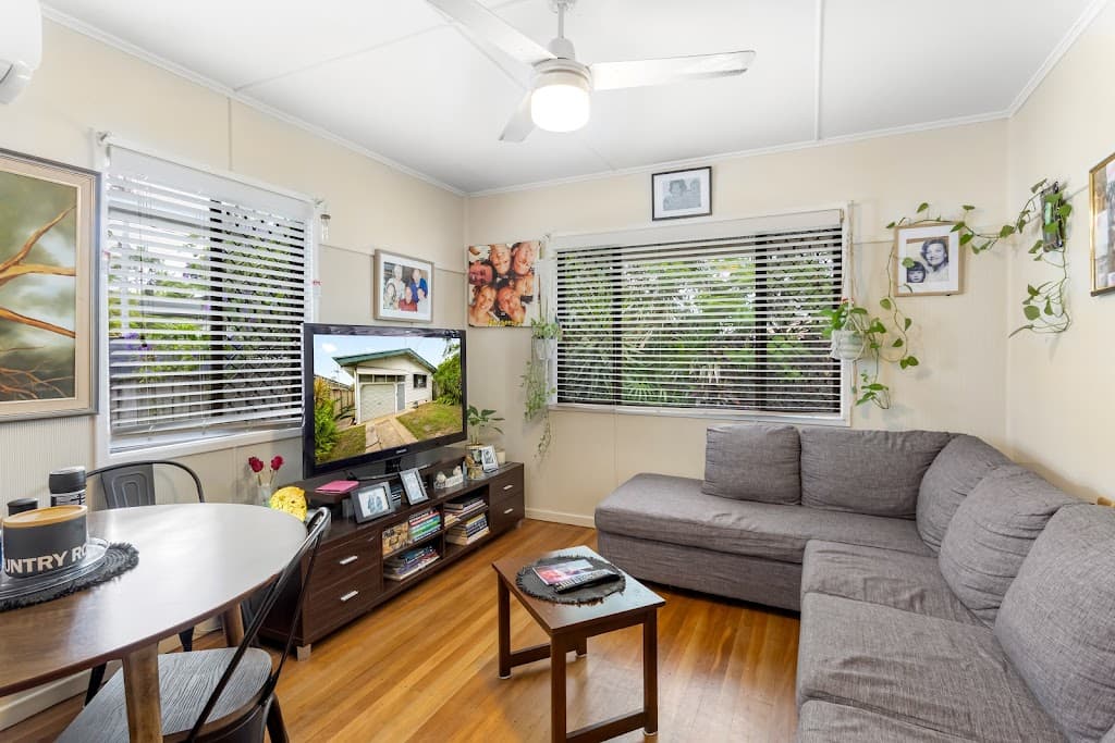 35 Dunbar Street, Margate, QLD, 4019, Margate - Thumbnail 2