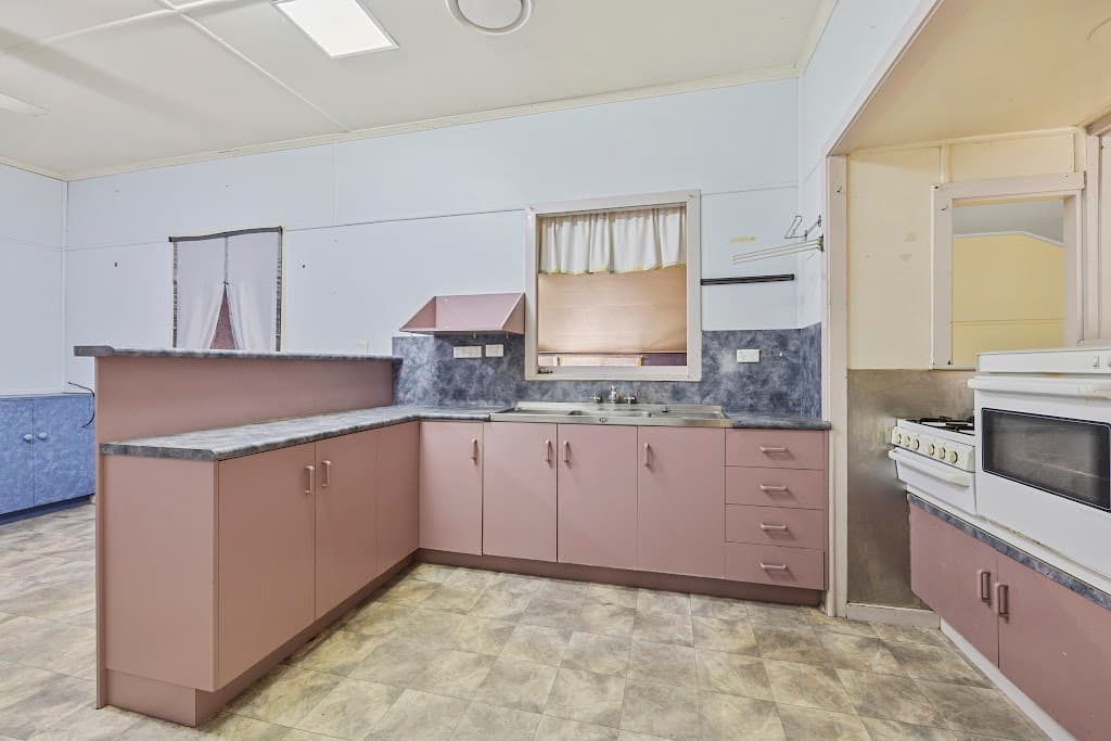 136 Richardson Road, Park Avenue, QLD, 4701, Park Avenue - Thumbnail 3