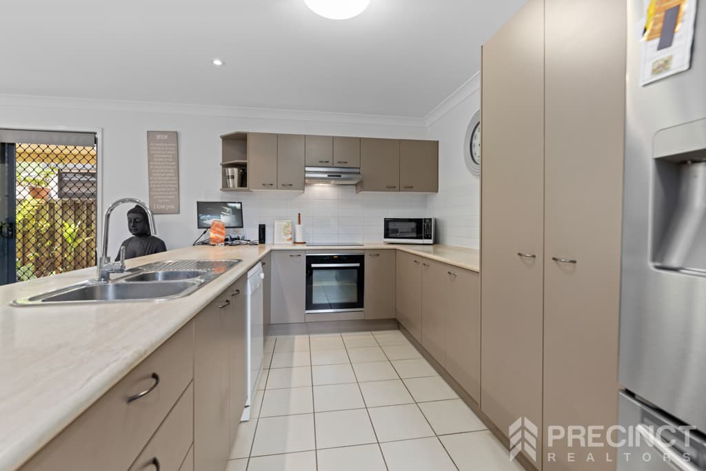 49 Hollywood Avenue, Bellmere, QLD, 4510, Bellmere - Thumbnail 5