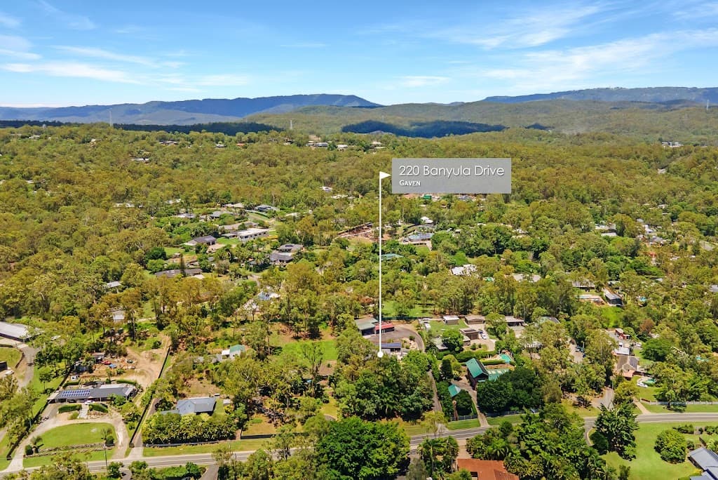 220 Banyula Drive, Gaven, QLD, 4211, Gaven - Thumbnail 6