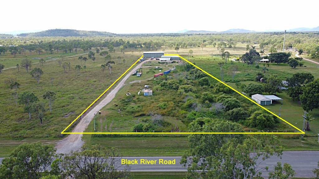 331 Black River Road, Black River, QLD, 4818, Black River - Thumbnail 4