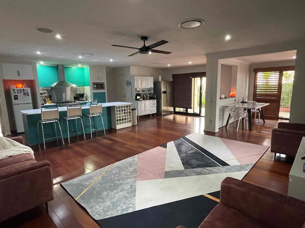 6 Sugargum Court, Molendinar, QLD, 4214, Molendinar - Thumbnail 4