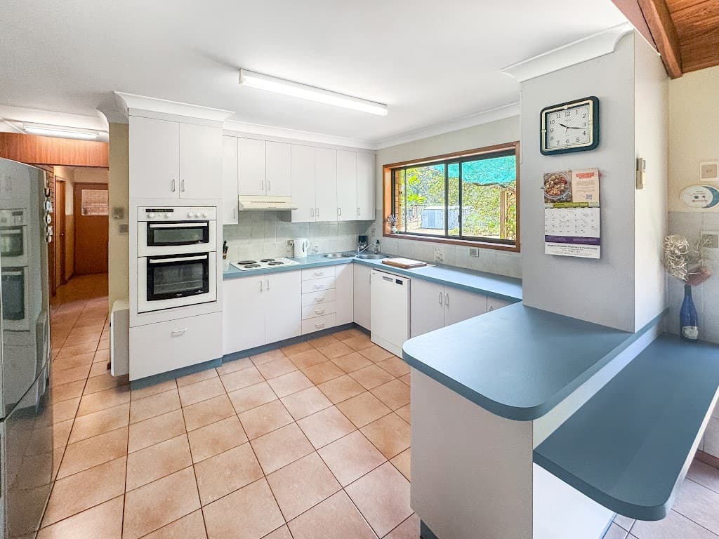 205 Taylors Road, Kingaroy, QLD, 4610, Kingaroy - Thumbnail 2
