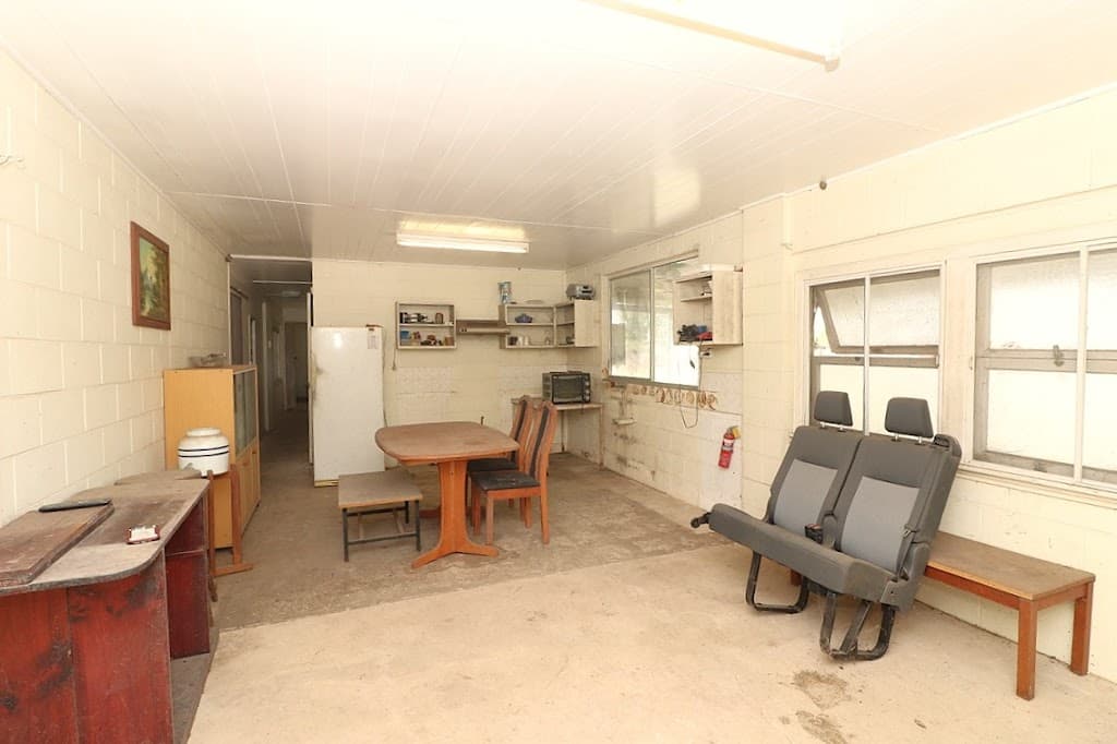 40 Field Road, Woodstock, QLD, 4816, Woodstock - Thumbnail 8
