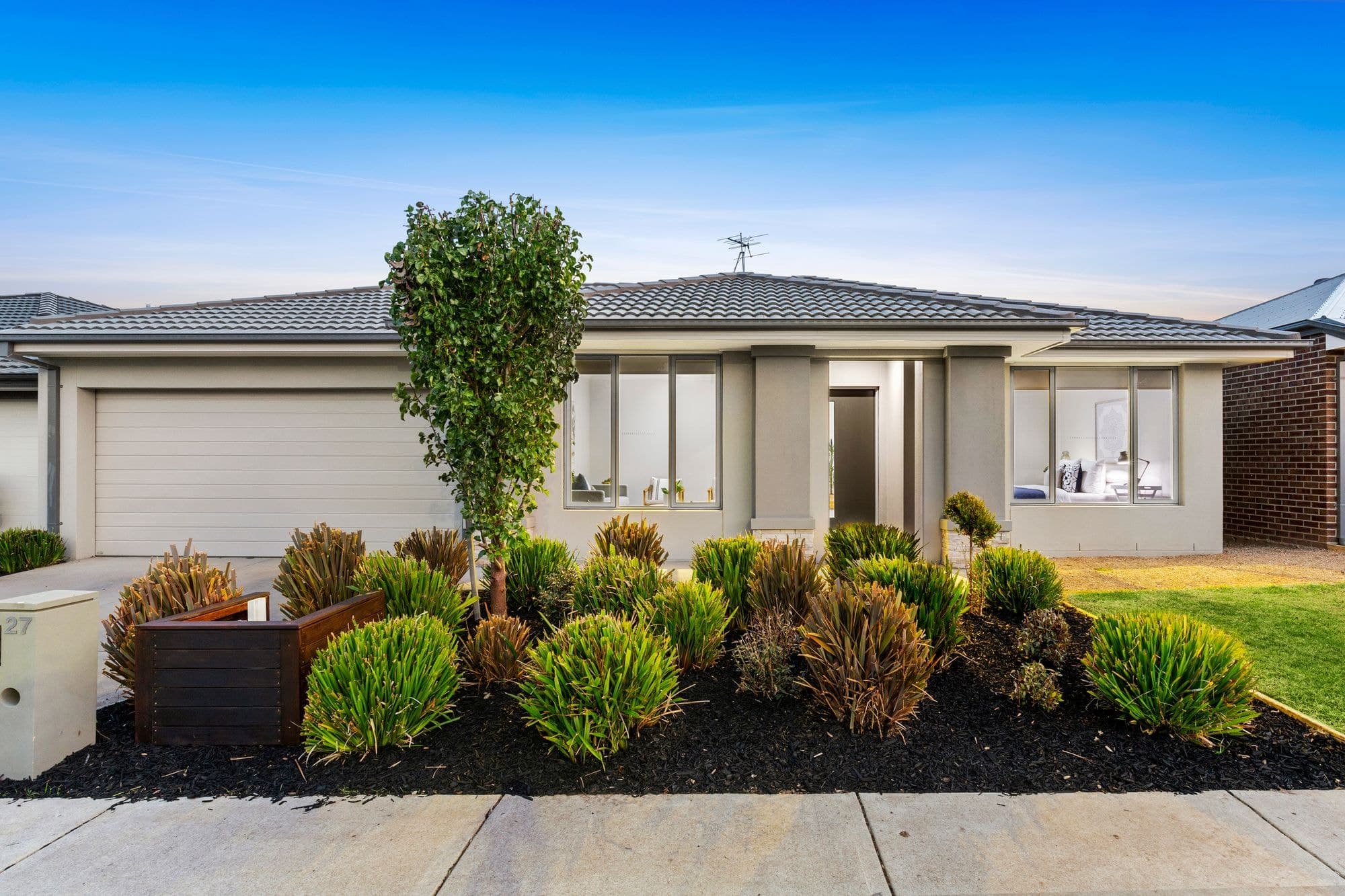 27 Vaughan Drive,ARMSTRONG CREEK, Armstrong Creek - Image 1