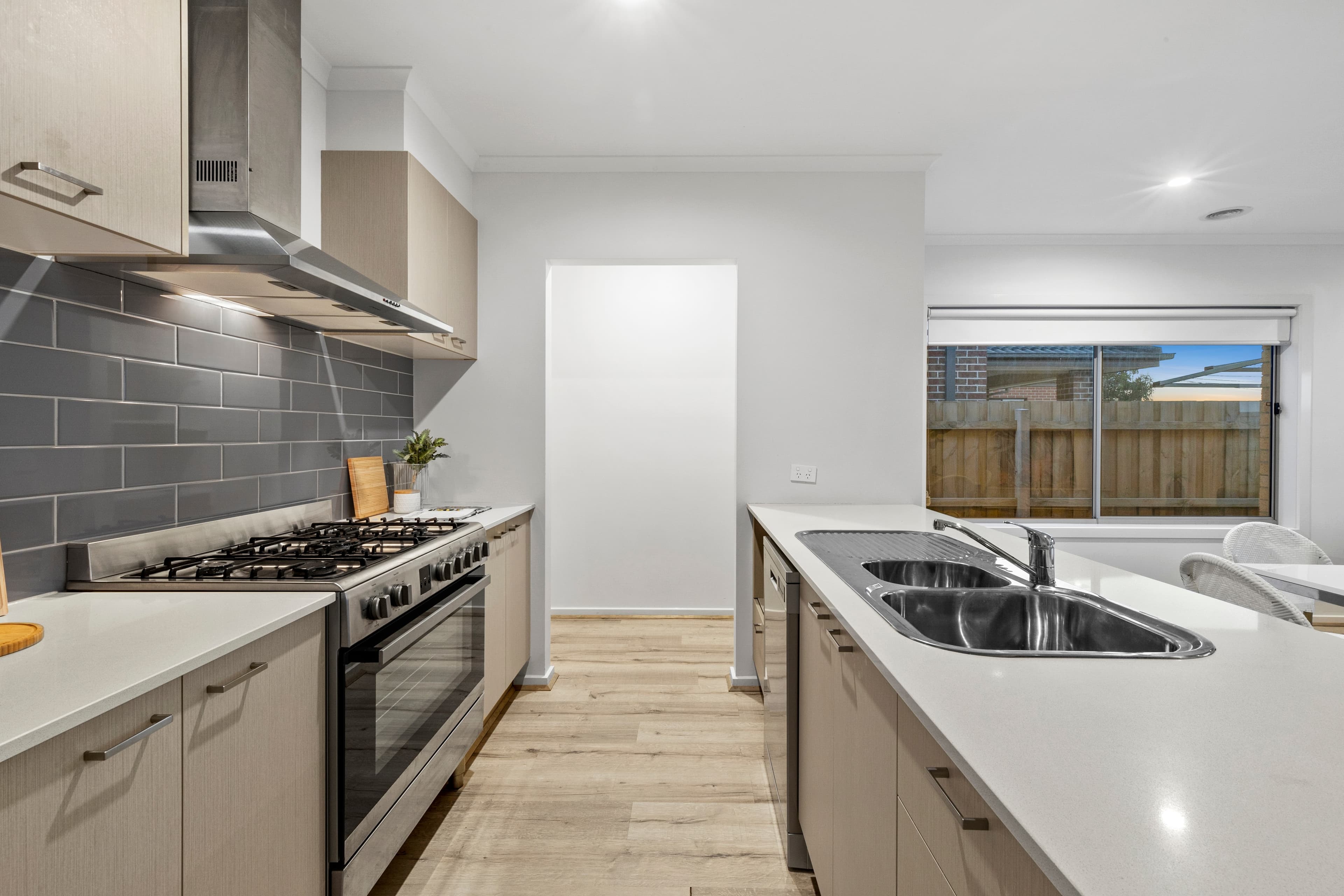 48 Snedden Street,ARMSTRONG CREEK, Armstrong Creek - Thumbnail 3