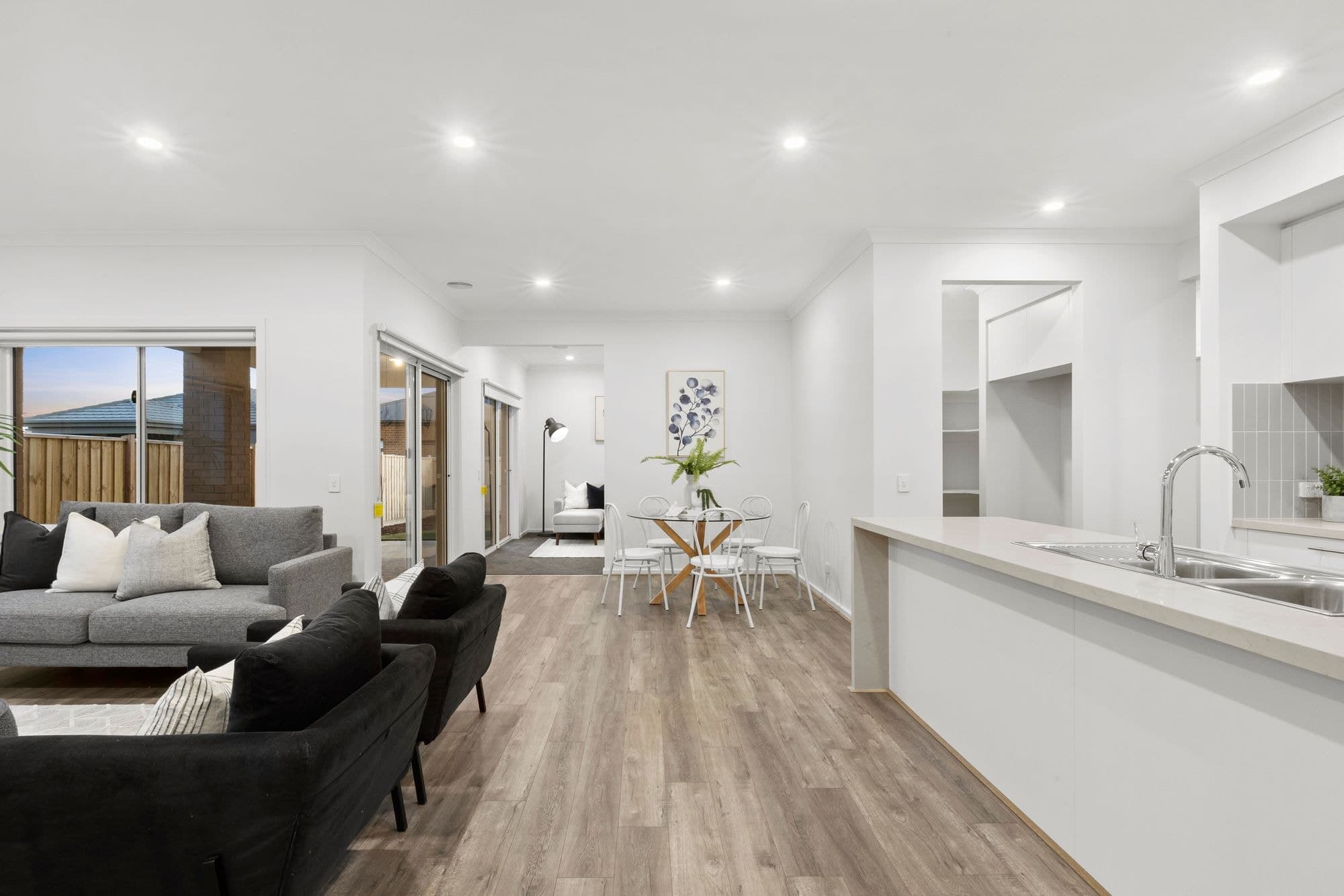 8 Lapis Street,ARMSTRONG CREEK, Armstrong Creek - Thumbnail 4