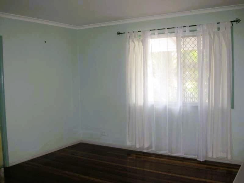11 Bradman Street, Caboolture - Thumbnail 2
