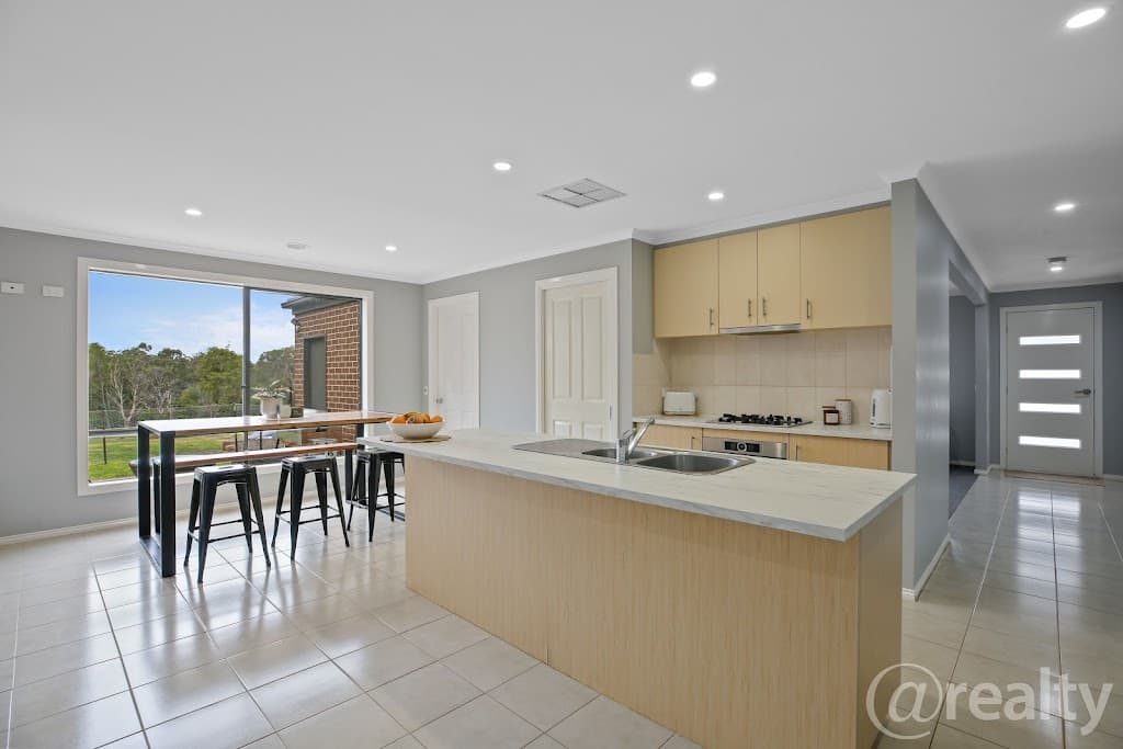 21C Pepperell Drive, Drouin, VIC, 3818, Drouin - Thumbnail 3