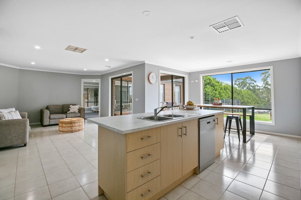 21C Pepperell Drive, Drouin, VIC, 3818, Drouin - Thumbnail 4