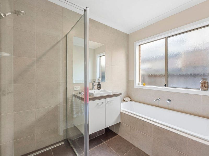 12 Hudson Street,ARMSTRONG CREEK, Armstrong Creek - Thumbnail 5