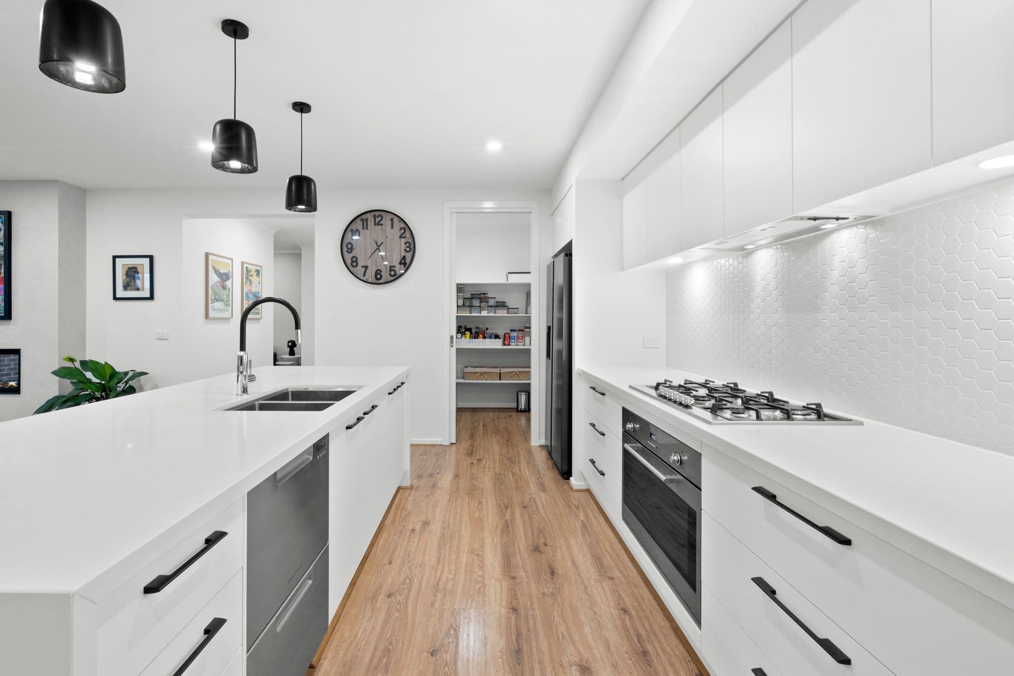 2205 Warralily Boulevard,ARMSTRONG CREEK, Armstrong Creek - Thumbnail 2