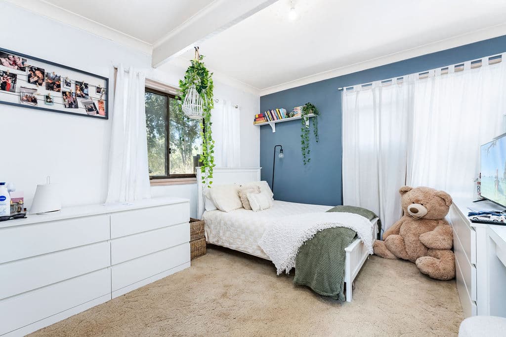 11 Ashmead Road, Minto, NSW, 2566, Minto - Thumbnail 4