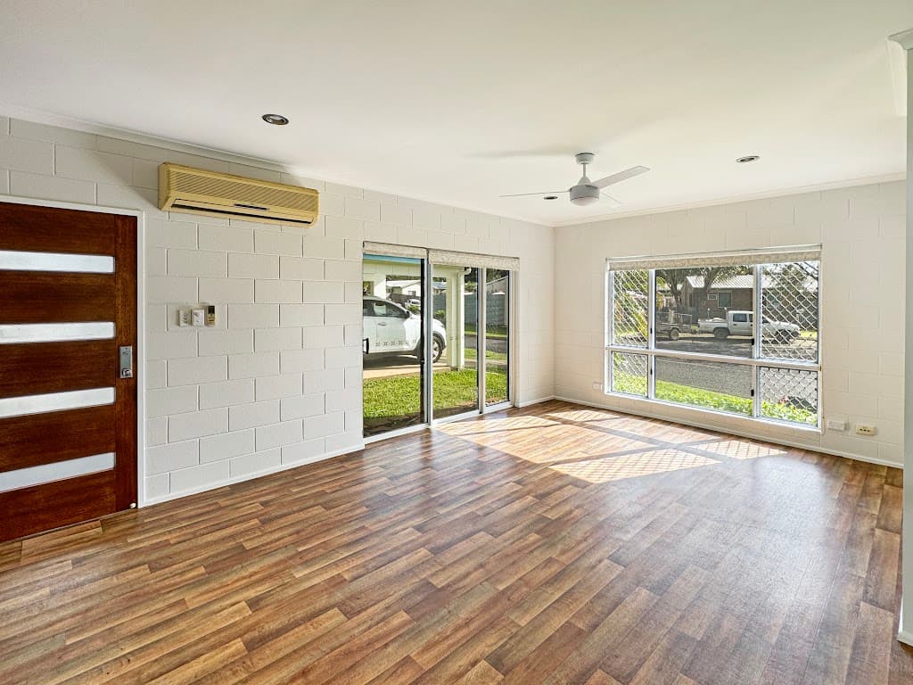 8 Hammond Court, Mooroobool, QLD, 4870, Mooroobool - Thumbnail 3