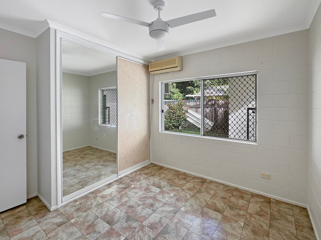 8 Hammond Court, Mooroobool, QLD, 4870, Mooroobool - Thumbnail 5
