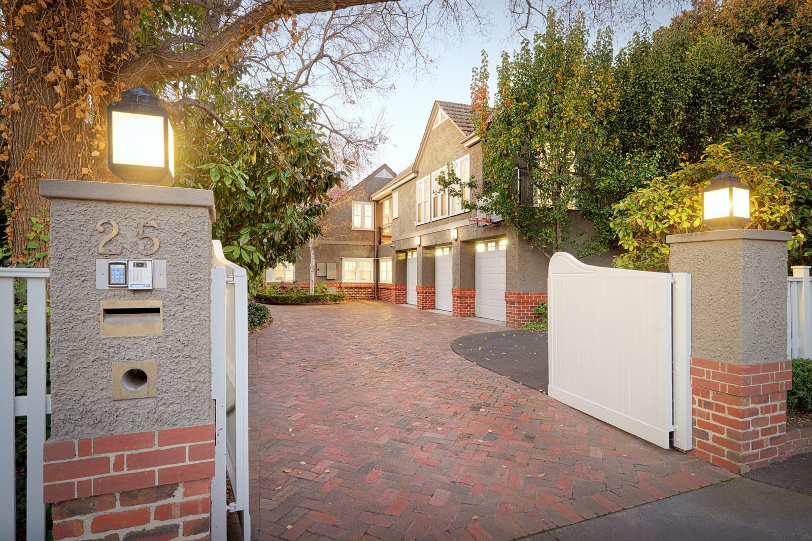 25 Kinane Street, Brighton, Brighton - Thumbnail 4