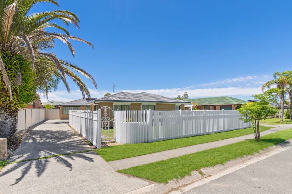 1/108 Christine Avenue, Burleigh Waters, QLD, 4220, Burleigh Waters - Image 1