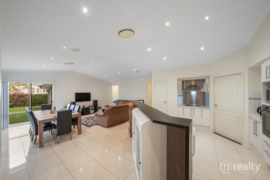 15 Rolland Parade, Warner, QLD, 4500, Warner - Thumbnail 5