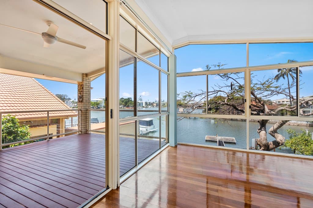 10 Margaroola Avenue, Biggera Waters, QLD, 4216, Biggera Waters - Thumbnail 3
