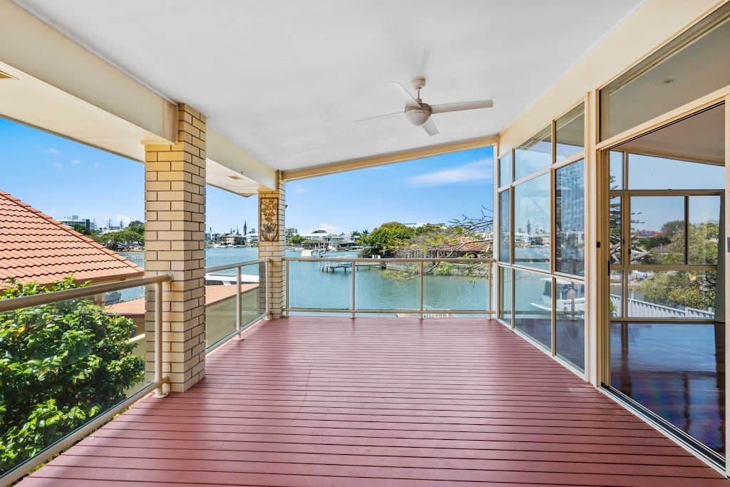 10 Margaroola Avenue, Biggera Waters, QLD, 4216, Biggera Waters - Thumbnail 5