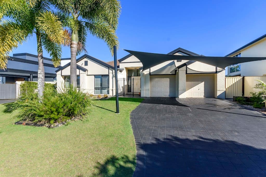 40 Tradewinds Drive, Banksia Beach, QLD, 4507, Banksia Beach - Thumbnail 2