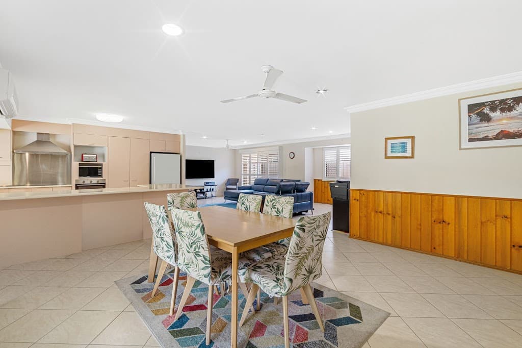 2 Ganton Court, Parkwood, QLD, 4214, Parkwood - Thumbnail 6