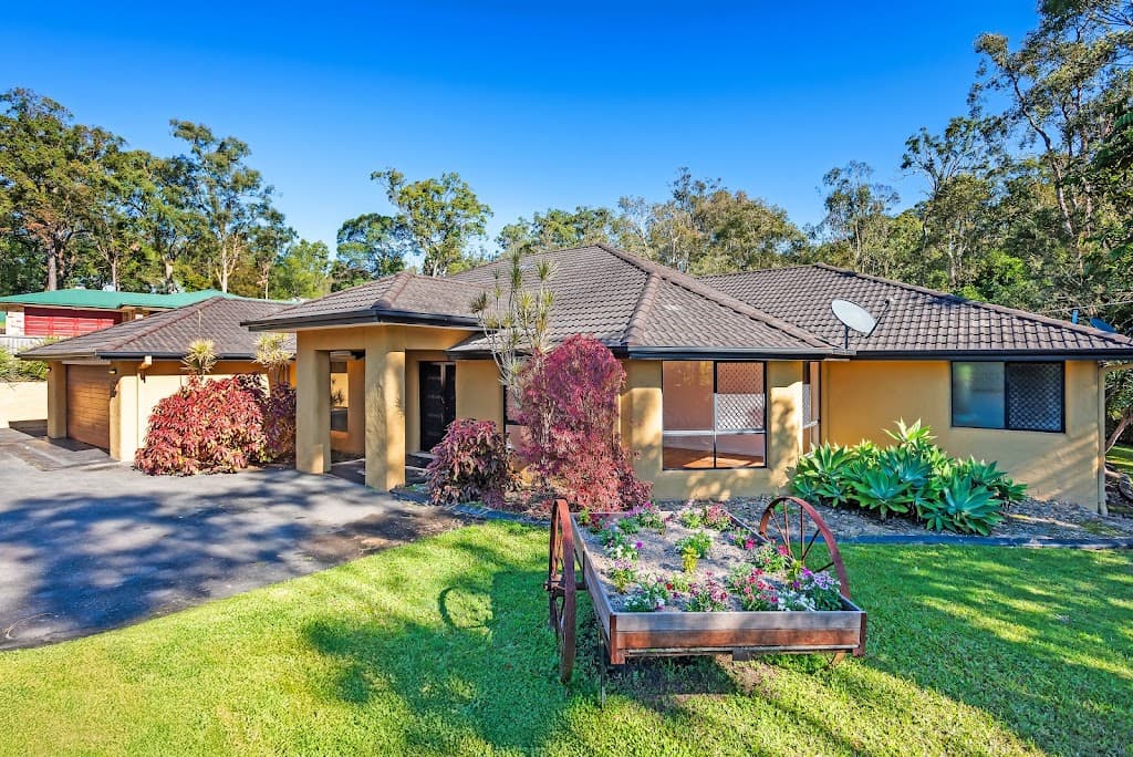 136 Banyula Drive, Gaven, QLD, 4211, Gaven - Thumbnail 3