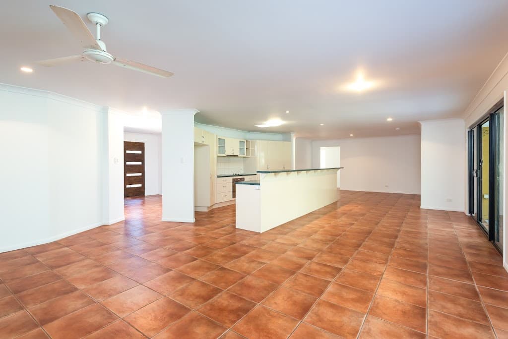 136 Banyula Drive, Gaven, QLD, 4211, Gaven - Thumbnail 7