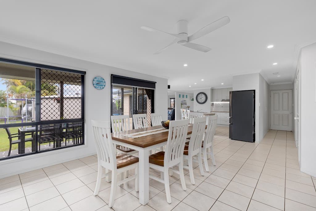16 Abbey Court, Kawungan, QLD, 4655, Kawungan - Thumbnail 7