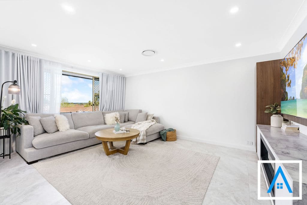 9 Heron Place, Hinchinbrook, NSW, 2168, Hinchinbrook - Thumbnail 5