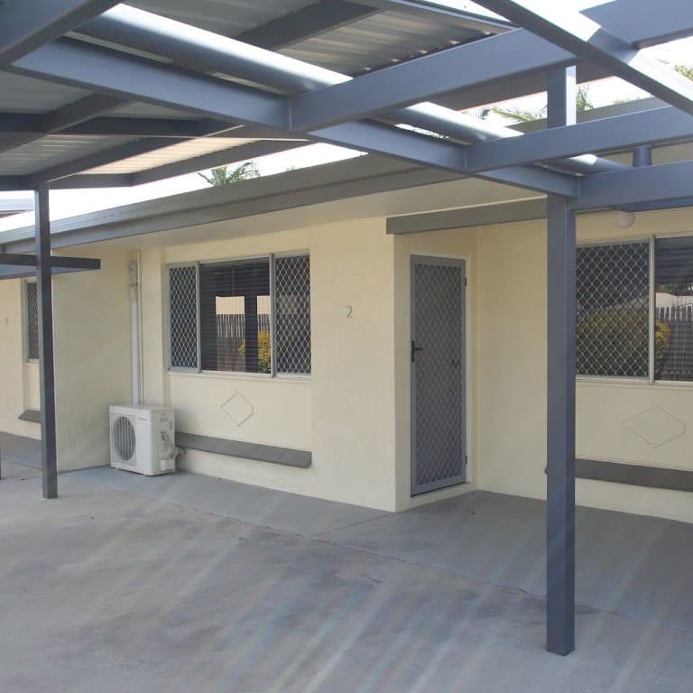 52 Harris Street, Emerald, QLD, 4720, Emerald - Thumbnail 4