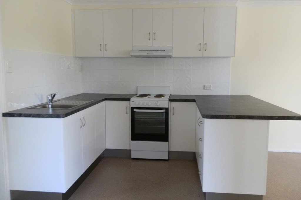 52 Harris Street, Emerald, QLD, 4720, Emerald - Thumbnail 5