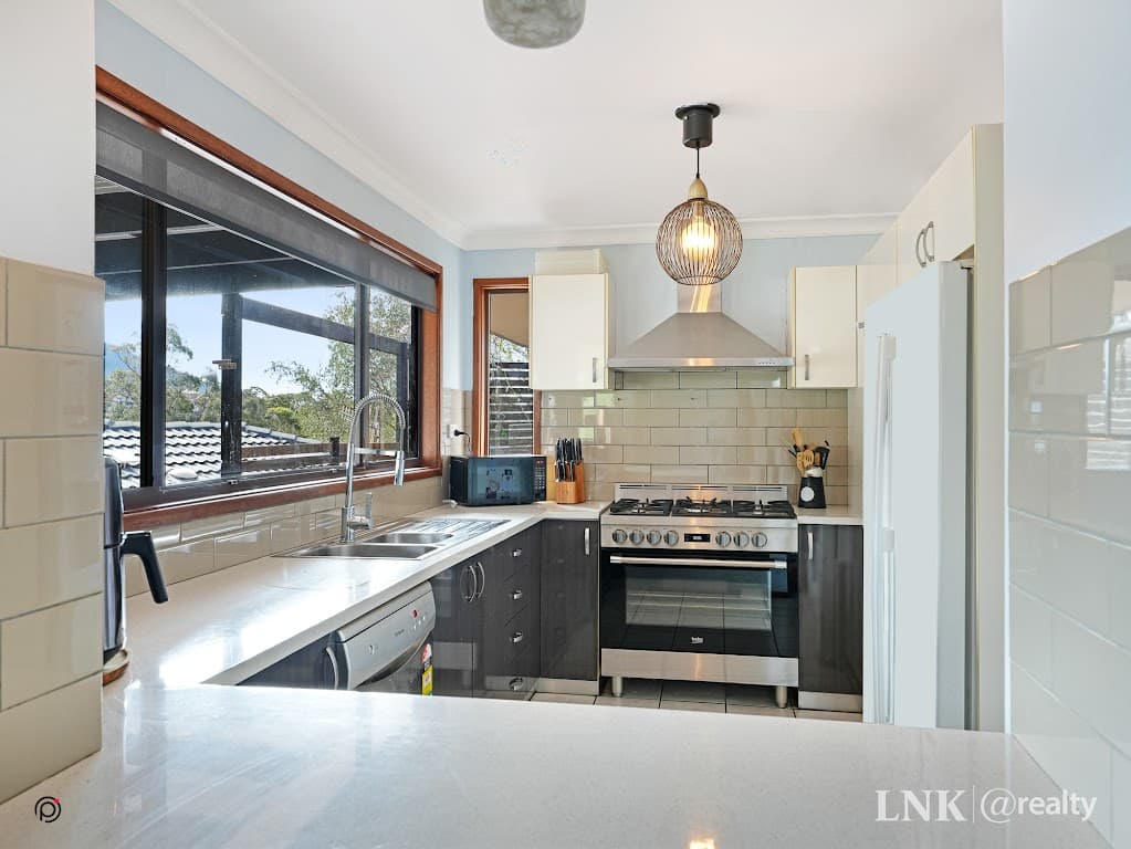 2 Carbeen Crescent, Cordeaux Heights, NSW, 2526, Cordeaux Heights - Thumbnail 3