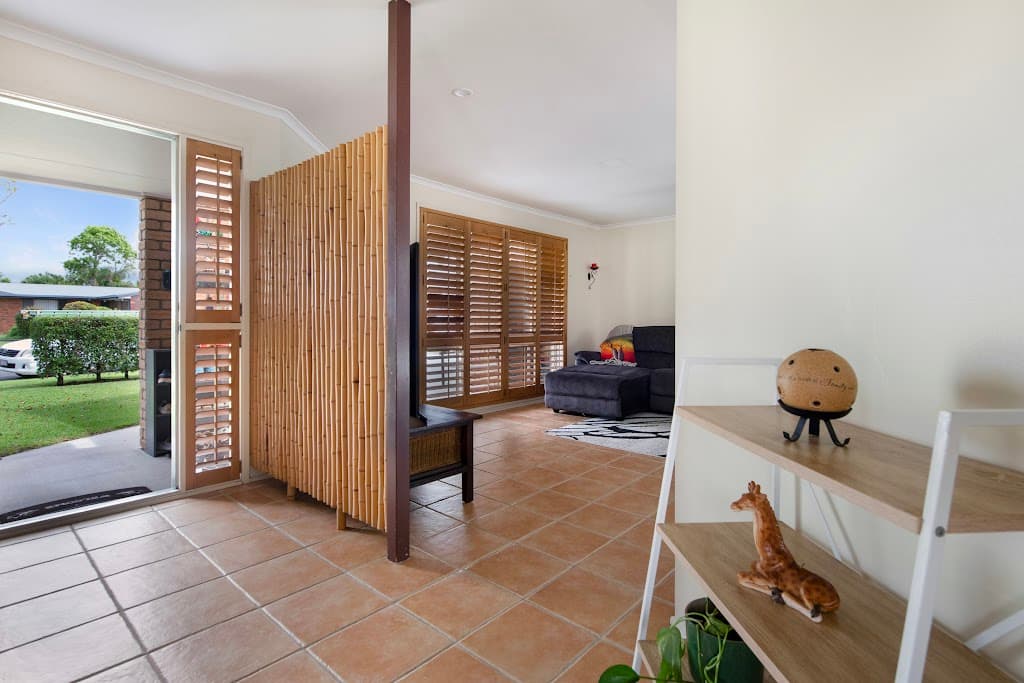 10 Viola Avenue, Hollywell, QLD, 4216, Hollywell - Thumbnail 5