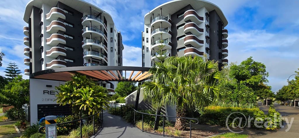 2503/2 Bright Place, Birtinya, QLD, 4575, Birtinya - Thumbnail 2