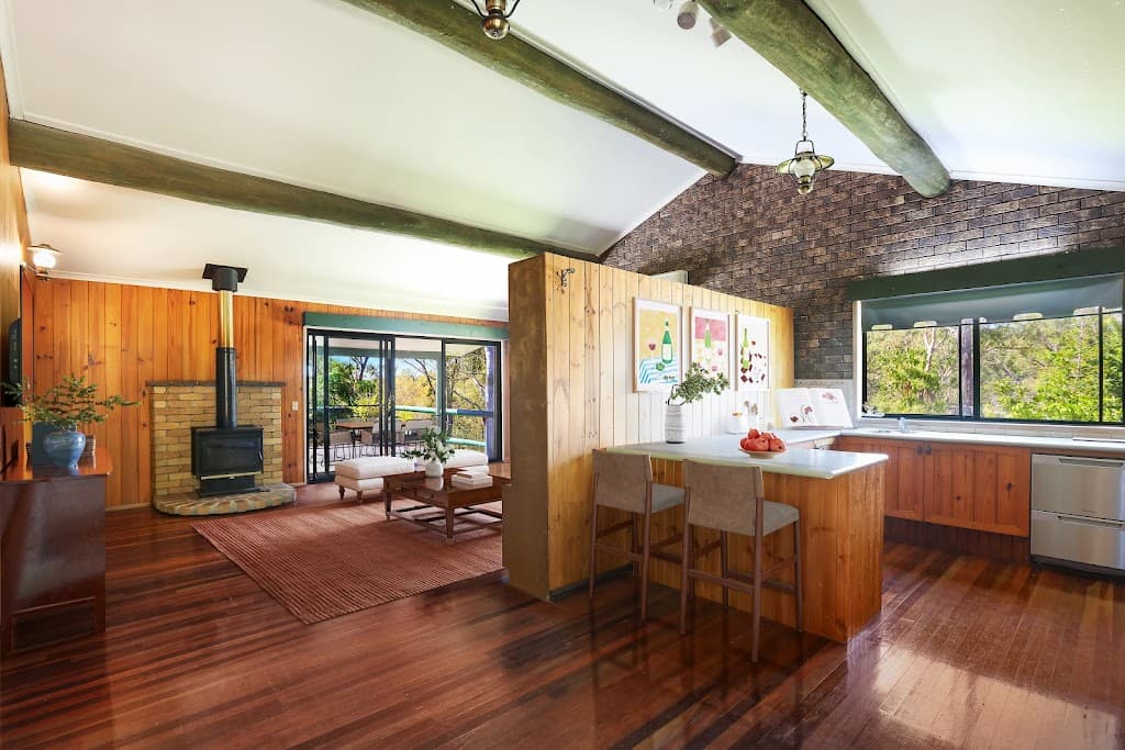56 Bonogin Road, Mudgeeraba, QLD, 4213, Mudgeeraba - Thumbnail 4