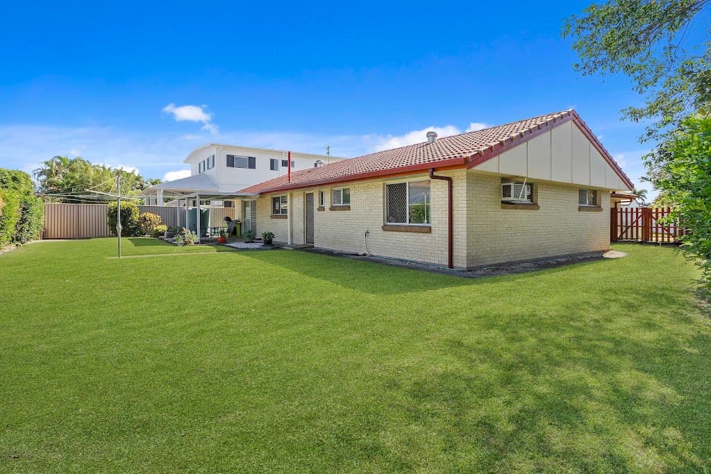 4 Dabchick Drive, Burleigh Waters, QLD, 4220, Burleigh Waters - Thumbnail 3