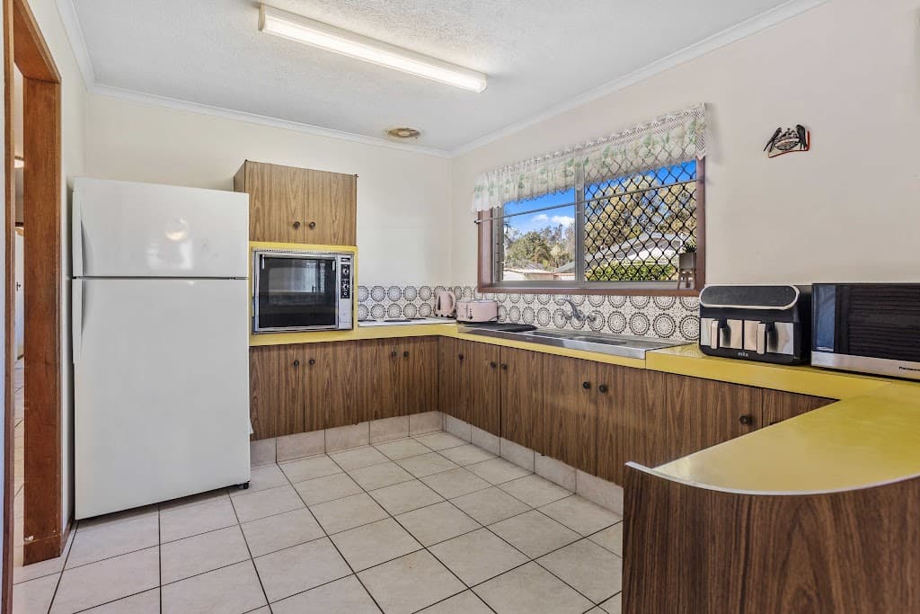 4 Dabchick Drive, Burleigh Waters, QLD, 4220, Burleigh Waters - Thumbnail 4