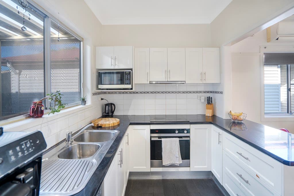 126 Roxburgh Street, Stockton, NSW, 2295, Stockton - Thumbnail 3