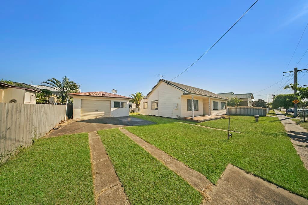 7 Pembroke Street, Stockton, NSW, 2295, Stockton - Thumbnail 3