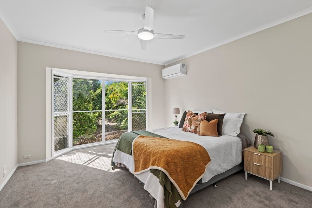5 Meadowview Drive, Carrara, QLD, 4211, Carrara - Thumbnail 2